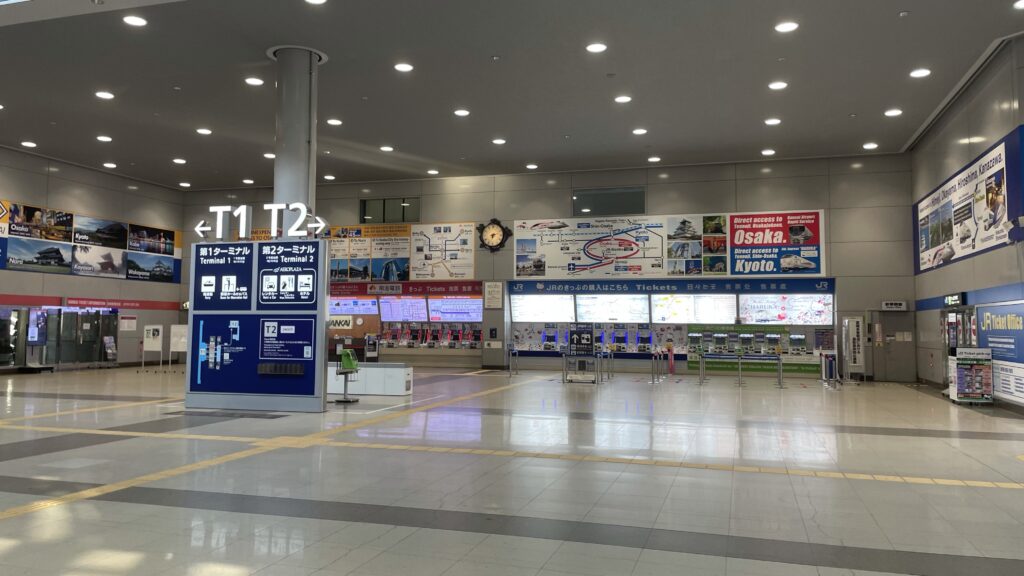 関西空港駅改札前の風景